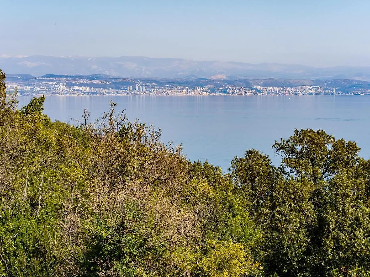 Guest house Apartmani Kraj Moscenicka Draga