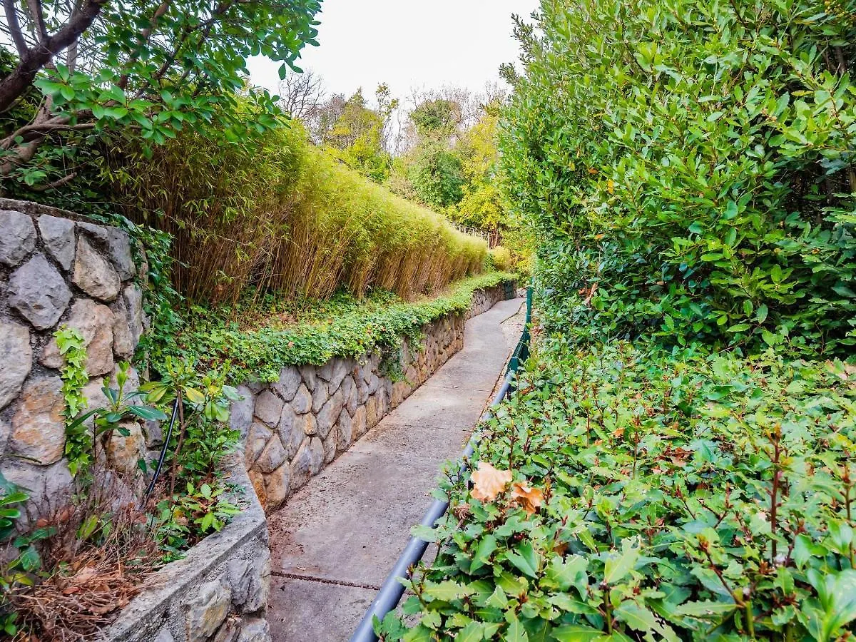 Apartmani Kraj Moscenicka Draga Croatia