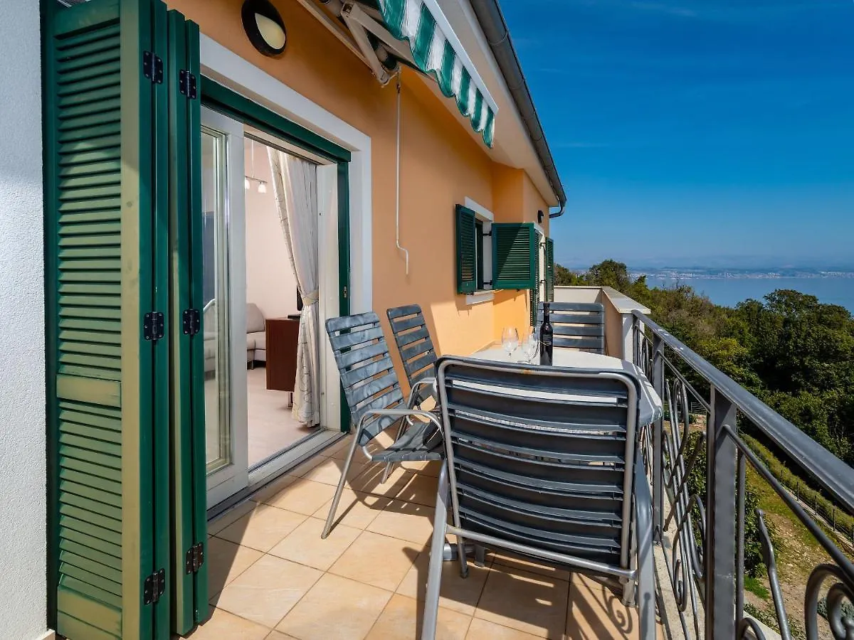 Apartmani Kraj Mošćenička Draga 0*,  Chorvatsko