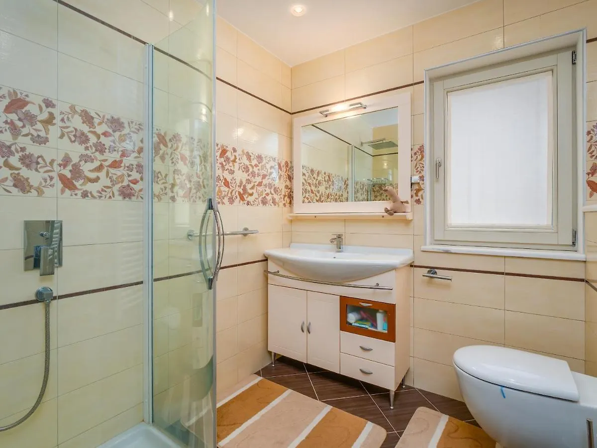 Apartmani Kraj Moscenicka Draga