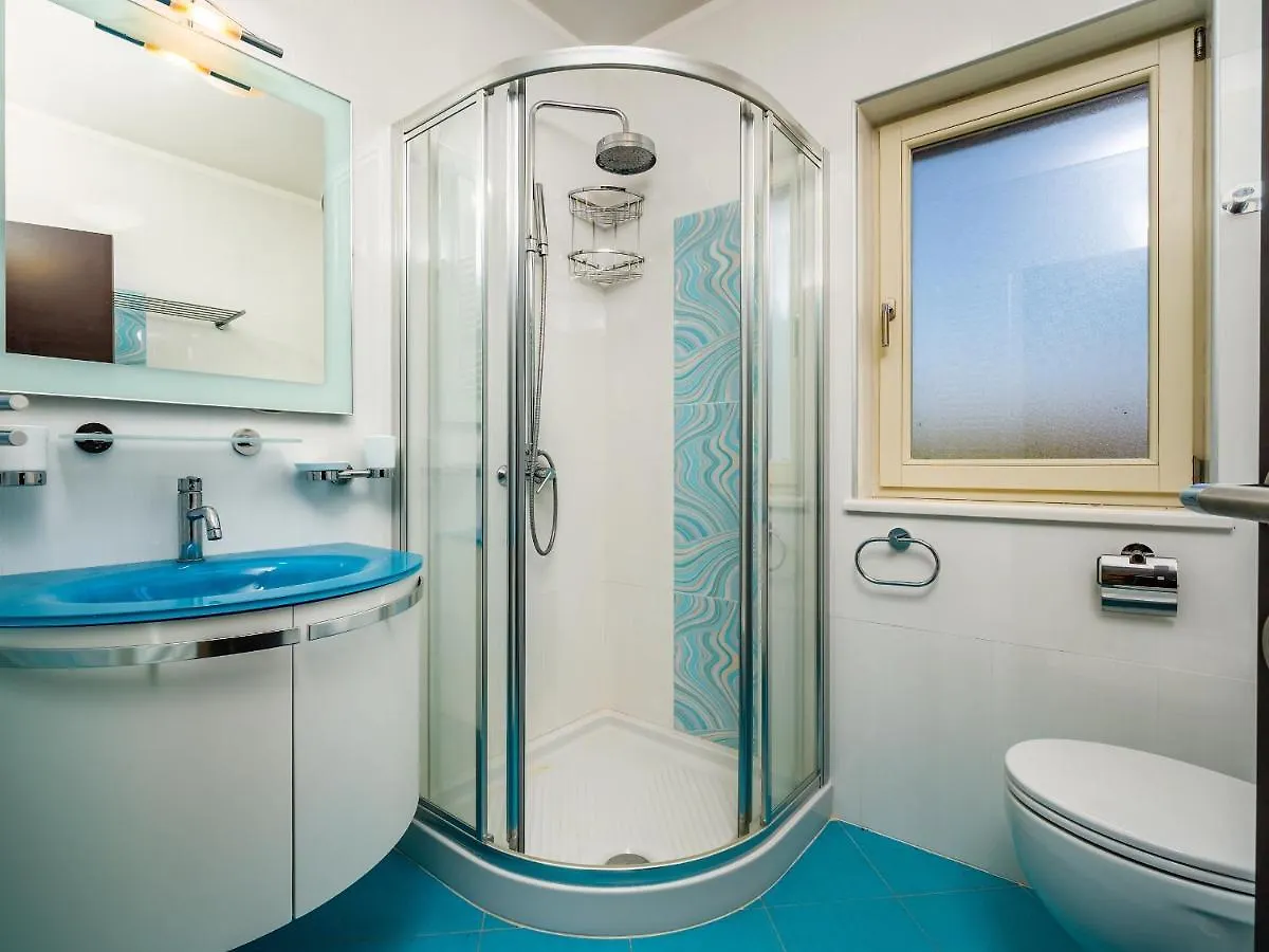 Guest house Apartmani Kraj Moscenicka Draga