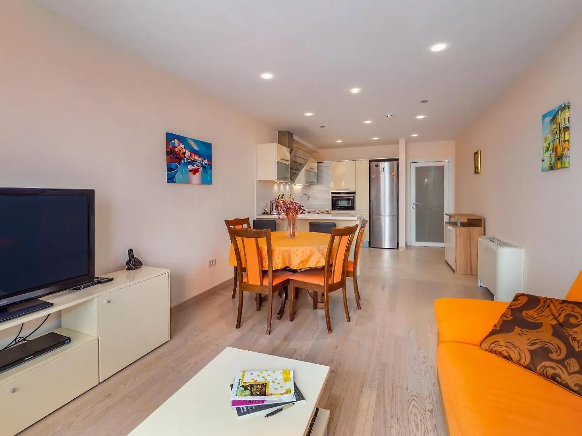 Apartmani Kraj Moscenicka Draga Croatia