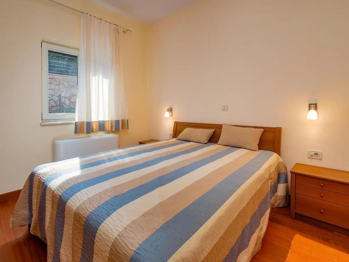Guest house Apartmani Kraj Moscenicka Draga