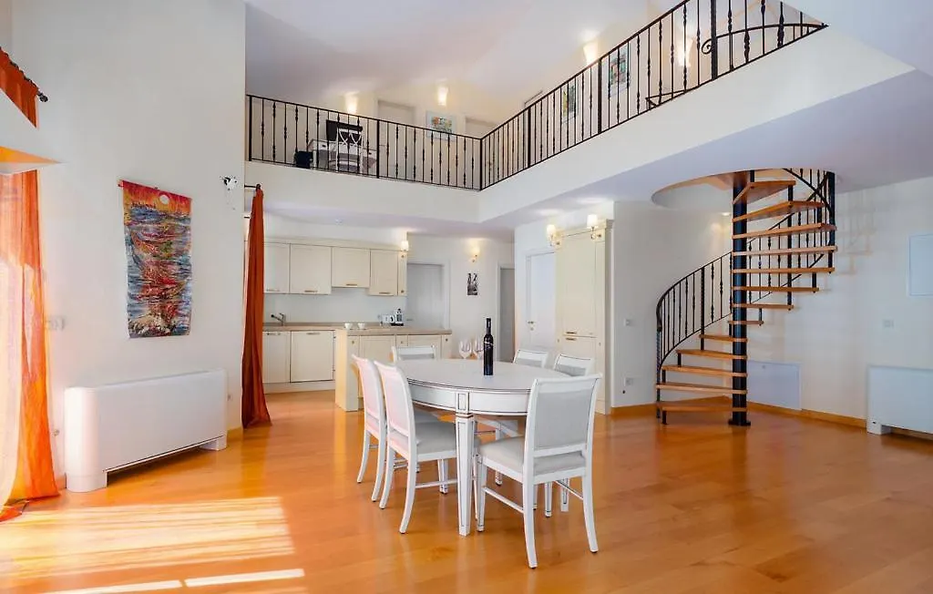 Apartmani Kraj Moscenicka Draga